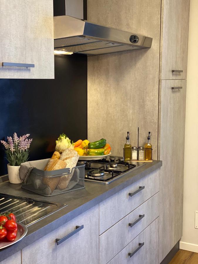 La Casa Di Alan Hotel Терни Екстериор снимка