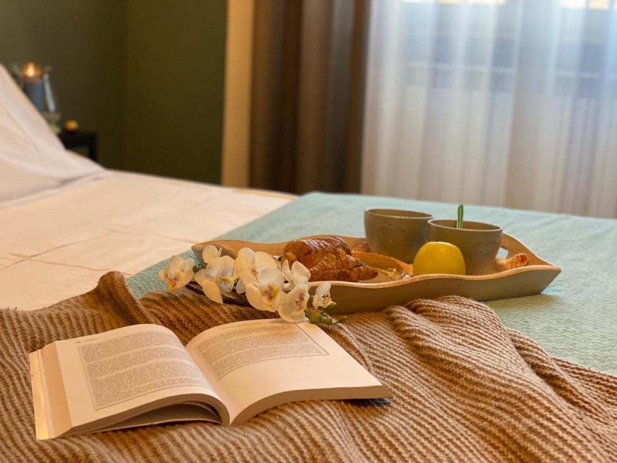 La Casa Di Alan Hotel Терни Екстериор снимка
