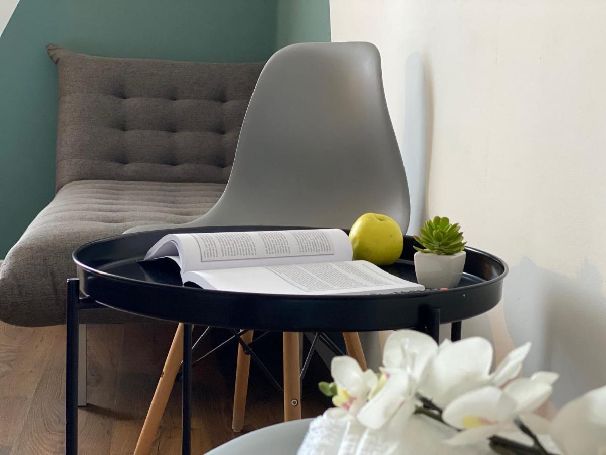 La Casa Di Alan Hotel Терни Екстериор снимка