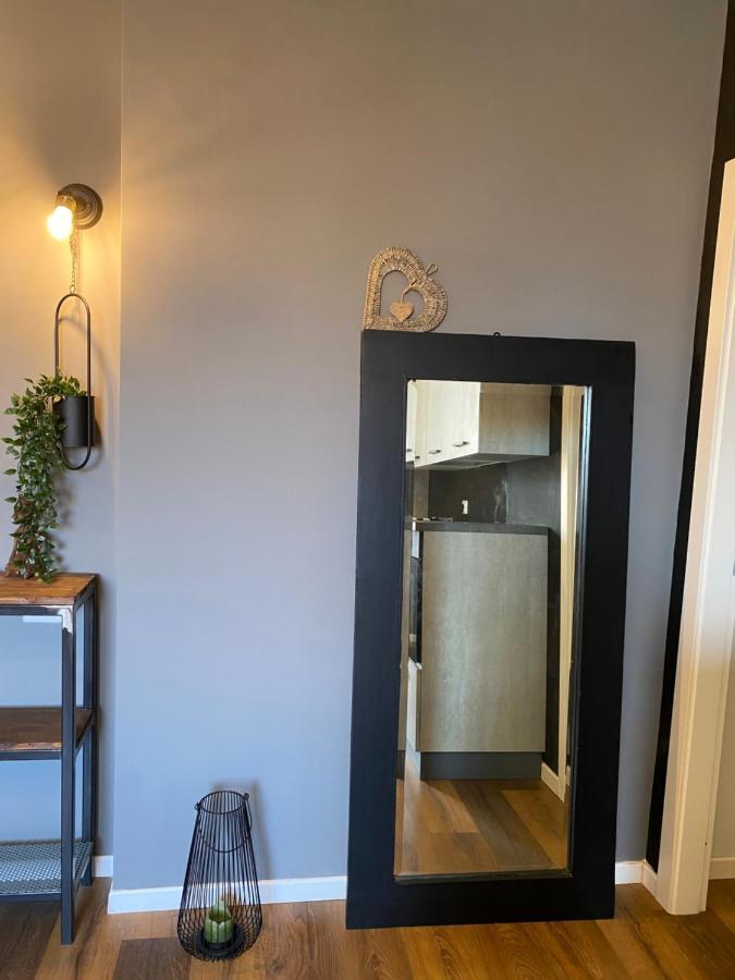 La Casa Di Alan Hotel Терни Екстериор снимка