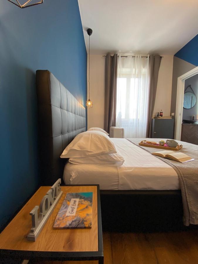 La Casa Di Alan Hotel Терни Екстериор снимка